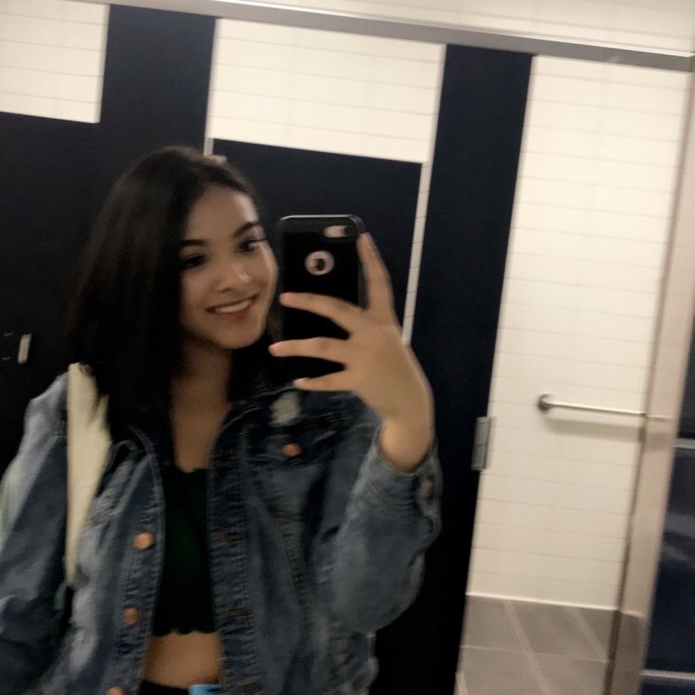 Meet your Posher, Jacqueline